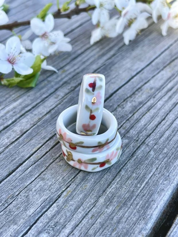 Porcelánový prstýnek - Kvítky - Velikost: Vel. 2