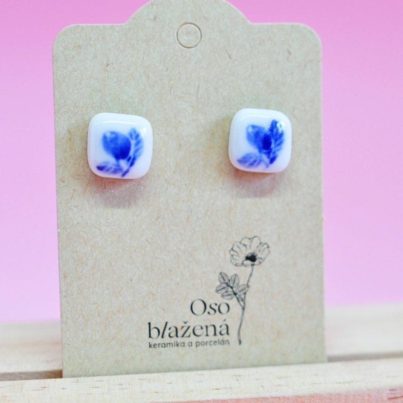 Malované čtverečky větší - různé vzory - Barva: pivoňka