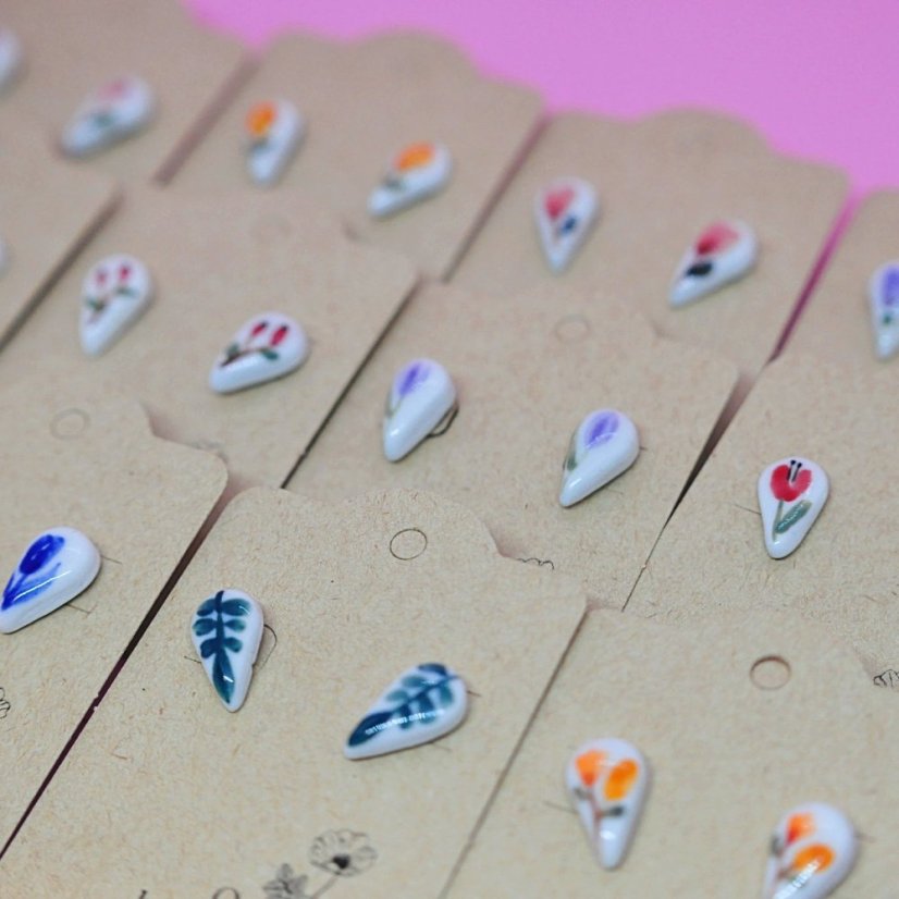 Malované kapky - různé vzory - Barva: světlemodré