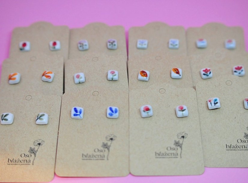 Malované čtverečky - různé vzory - Barva: řebříček