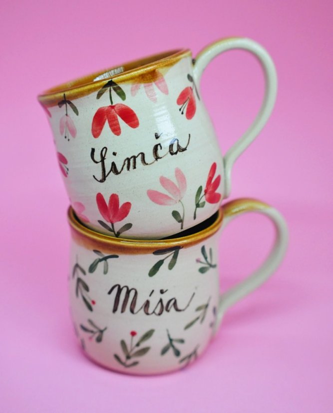 Hrneček se nápisem na přání