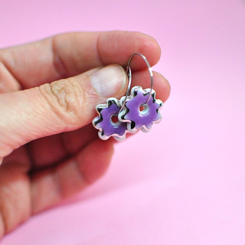 Flower power - různé barvy - Barva: fialová/platina